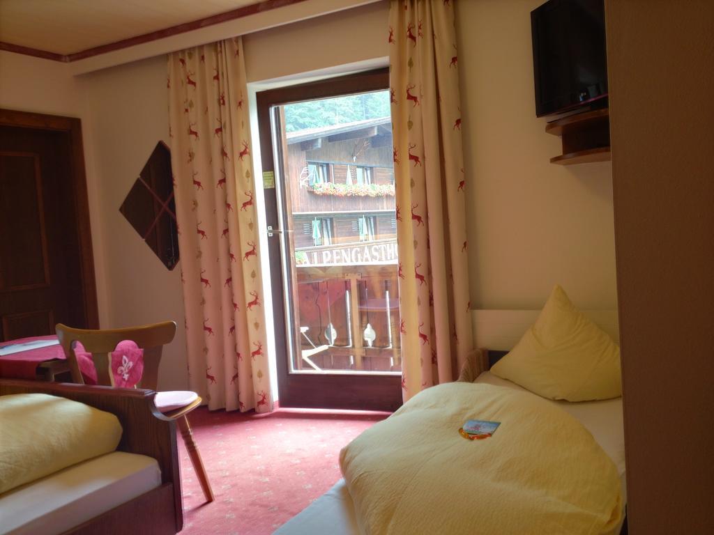 Alpengasthof&Alpencafé Eng Hinterriss Habitación foto